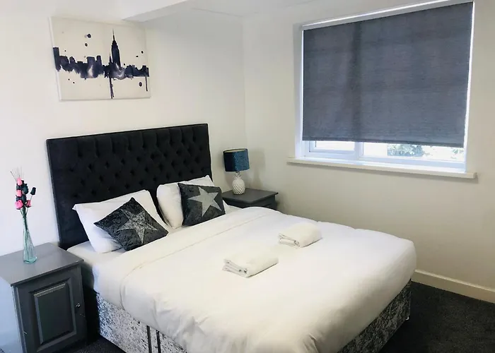 Star Hotel, South Leicester