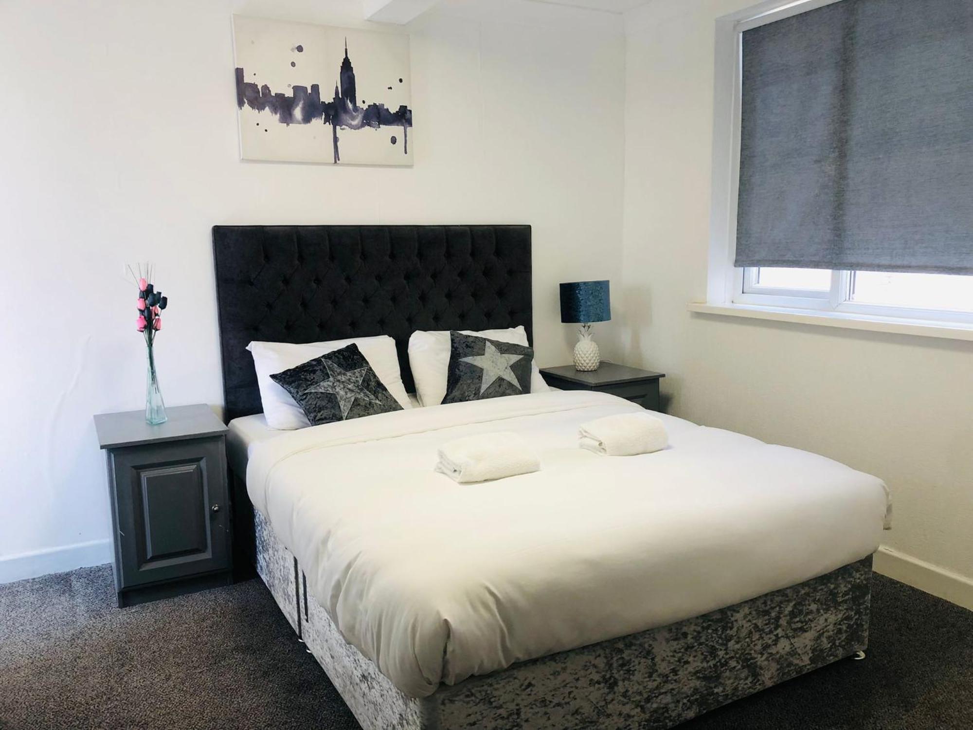 Star Hotel, South